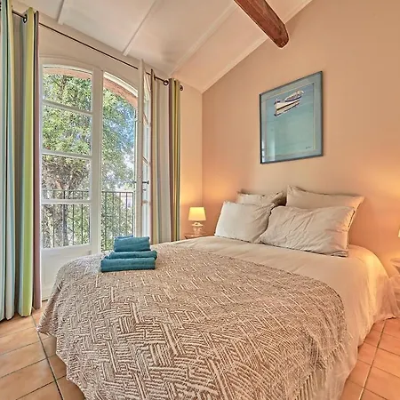 Nouveau-maison Yuccas * سان تروبيه